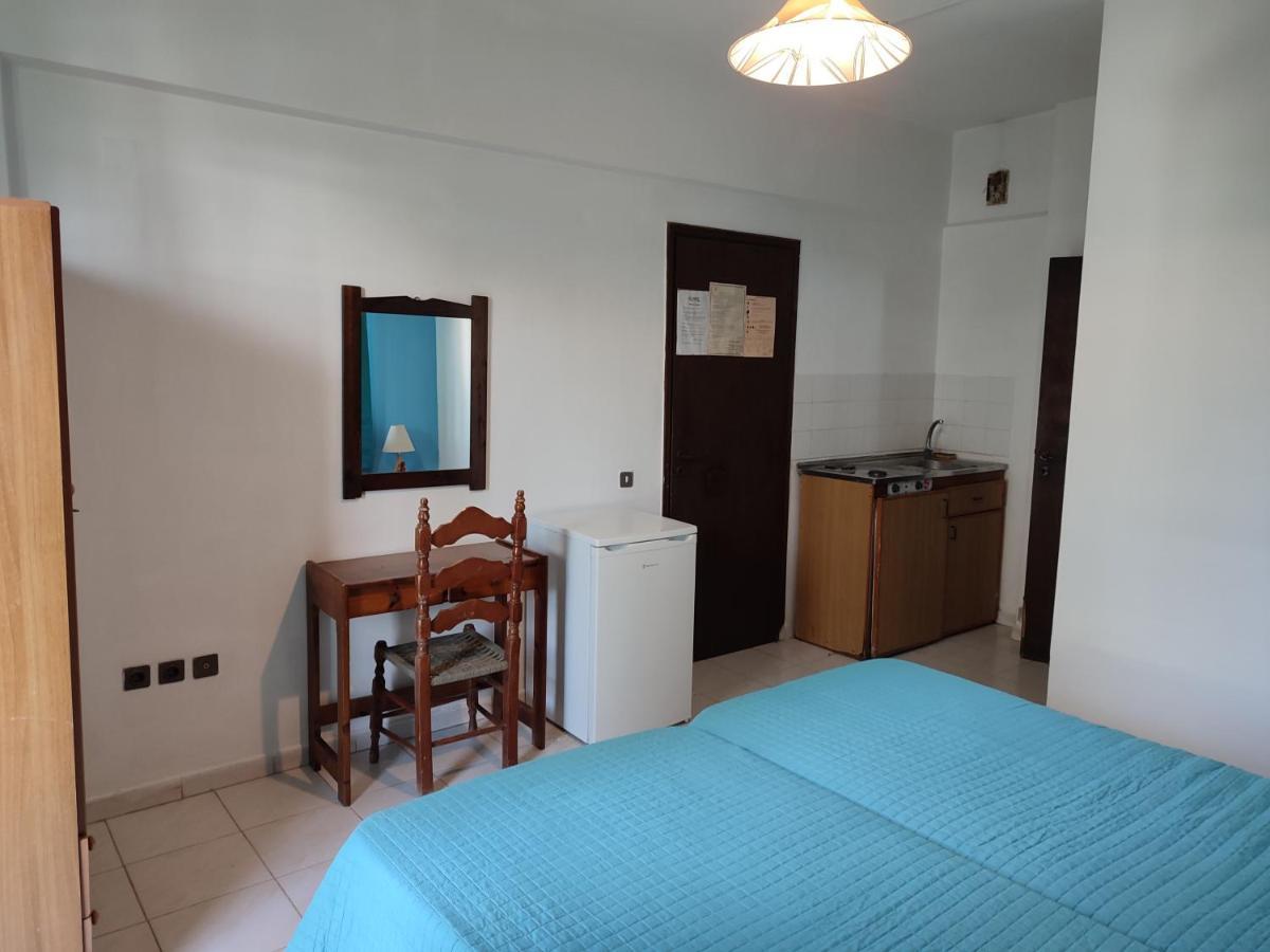 Aparthotel Dolphin 3*